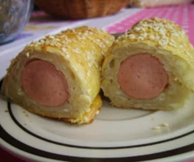 Rolovane viršle sa jufkom