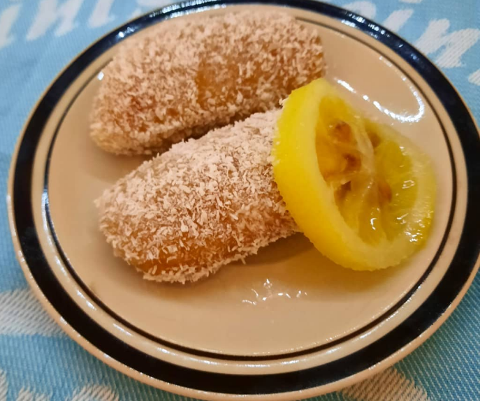 Posne hurmašice sa kokosom