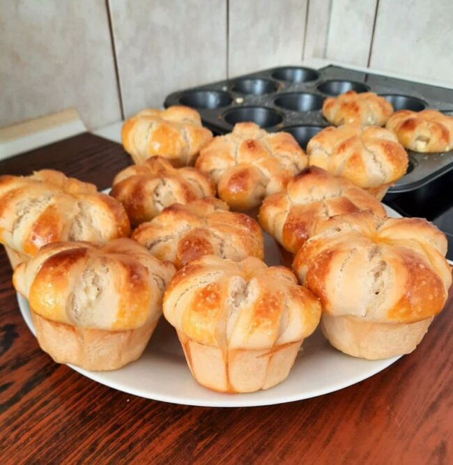 Krune sa sirom recept – 7 koraka do mekanog peciva