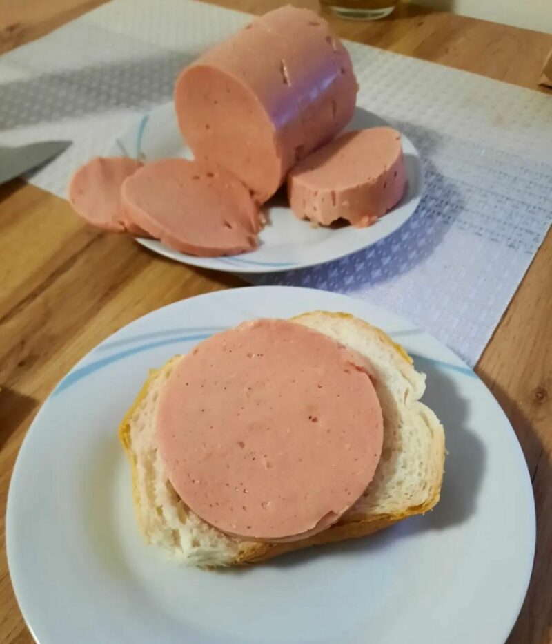 Posna salama – domaći recept bez aditiva i konzervansa